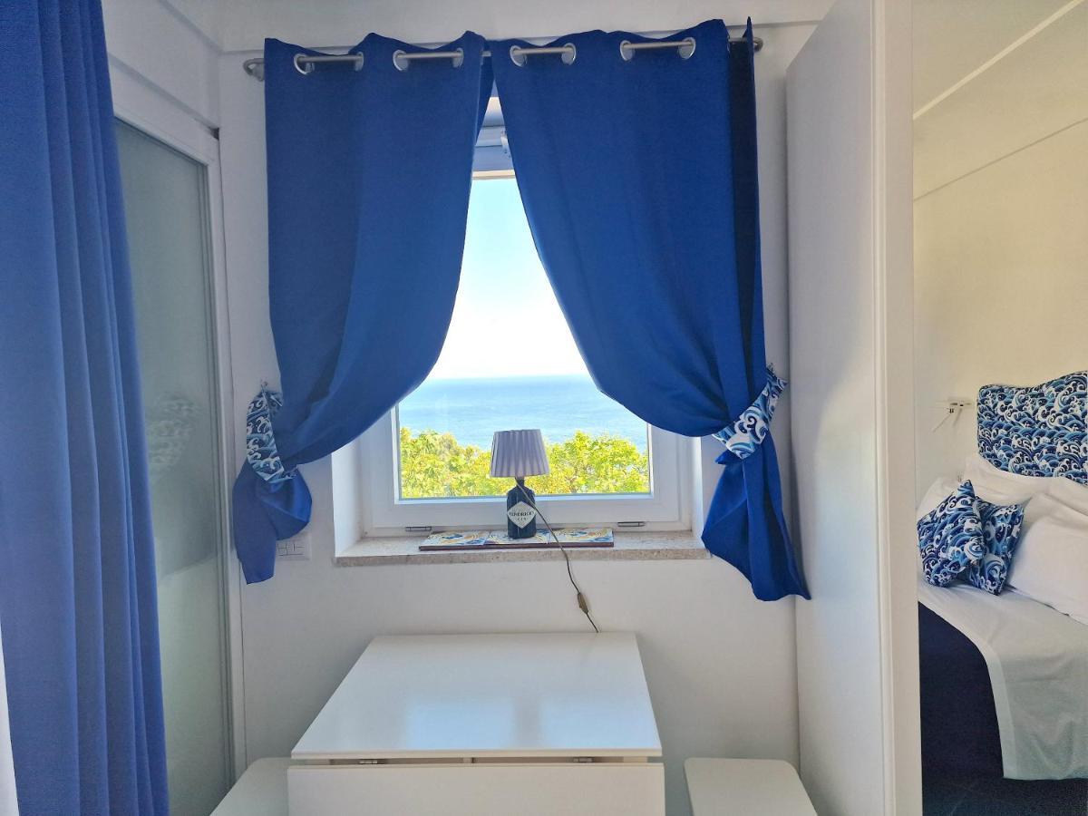 Il Cantuccio Rooms 卡普里 外观 照片